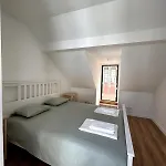 Stylish & Quite Flat In Centre - Cais Do Sodre Apartment