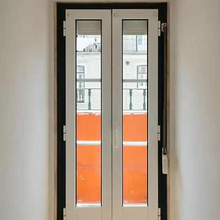 Apartament Stylish & Quite Flat In Centre - Cais Do Sodre Lizbona
