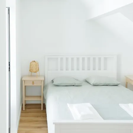 Stylish & Quite Flat In Centre - Cais Do Sodre Appartamento Lisbona