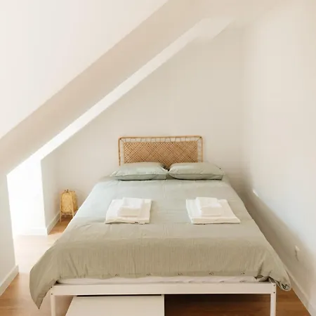 Stylish & Quite Flat In Centre - Cais Do Sodre Appartamento *