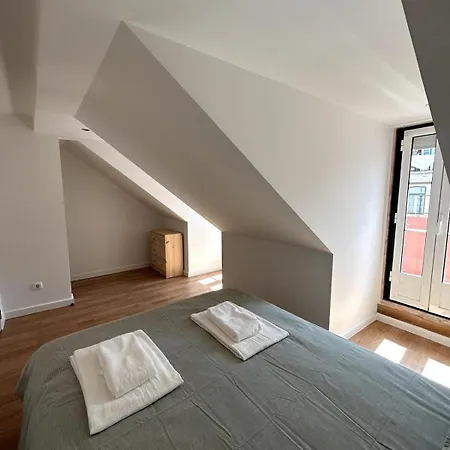 아파트 Stylish & Quite Flat In Centre - Cais Do Sodre